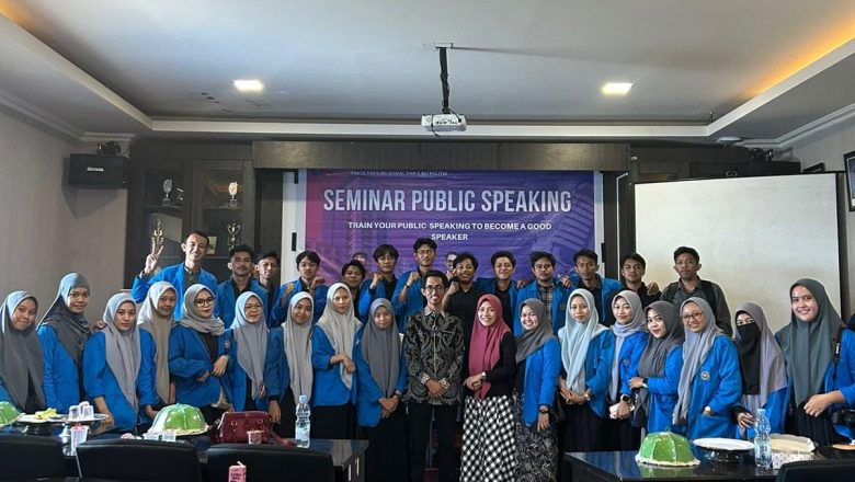 Mahasiswa Administrasi Negara Unismuh Gelar Seminar Bahas Peningkatan