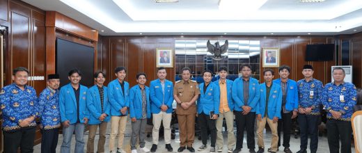 Terima Audiensi BEM Unismuh Makassar, Pj Gubernur Sulsel Harap Mahasiswa Ciptakan Lapangan Pekerjaan