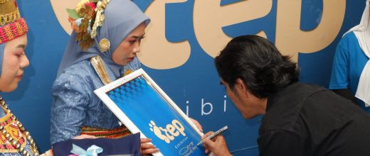 STEP Exhibition Sajikan Karya Tiga Perempuan Perupa Prodi Pendidikan Seni Rupa FKIP Unismuh Makassar